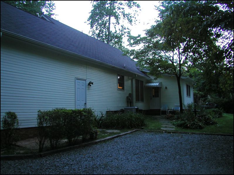 house-11424-idlewild-07.jpg