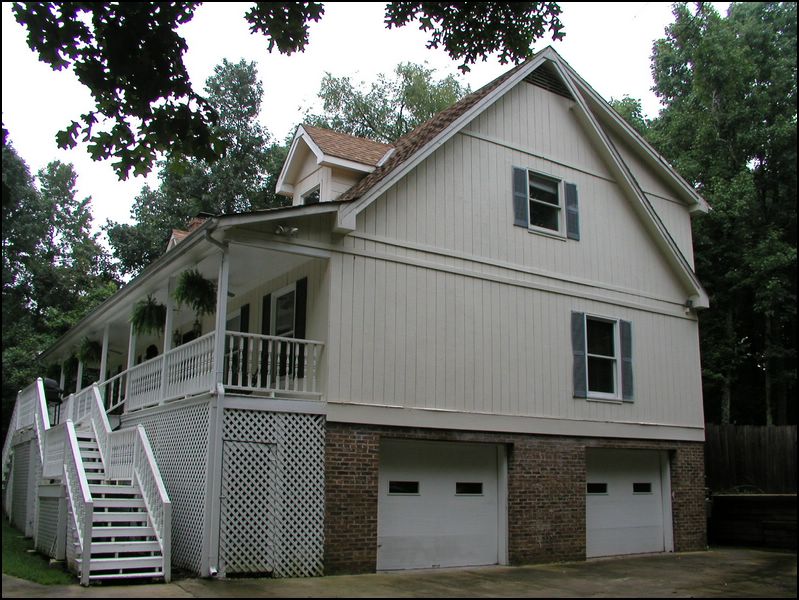 house-1208-robinhood-09.jpg