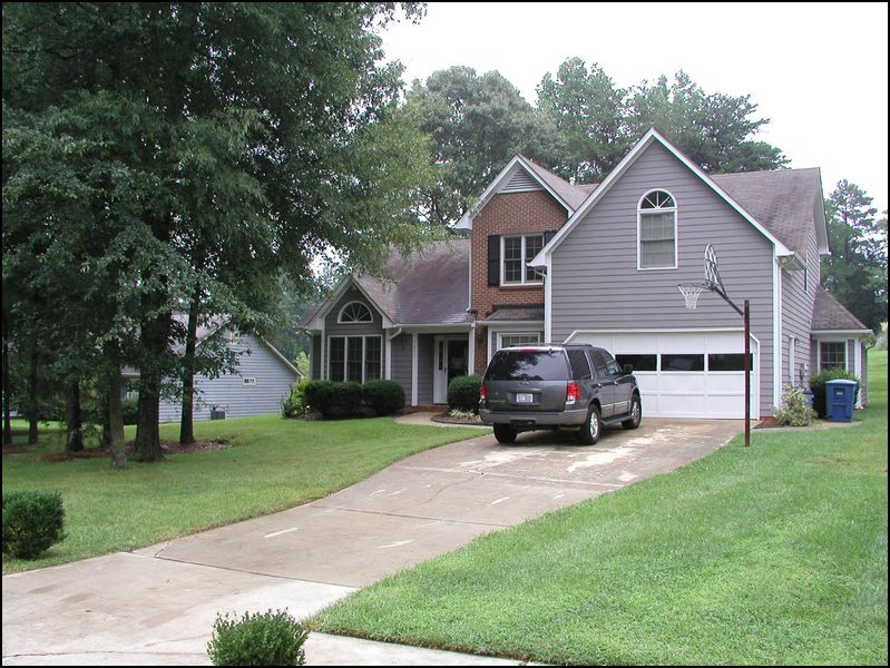 house-3032-oakcroft-02.jpg