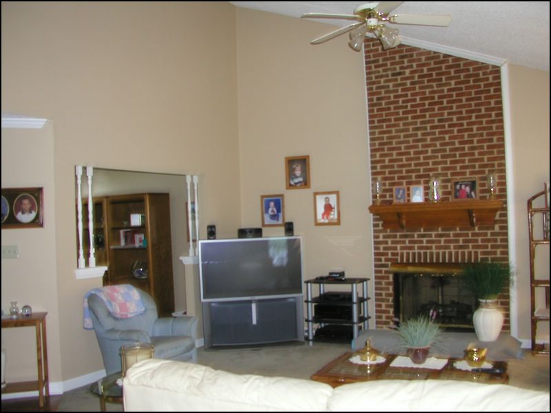house-3032-oakcroft-09.jpg