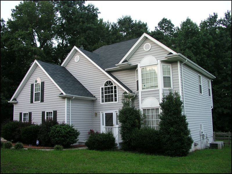house-9828-edwards-place-05.jpg