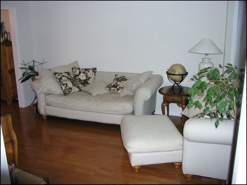 house-9828-edwards-place-08.jpg