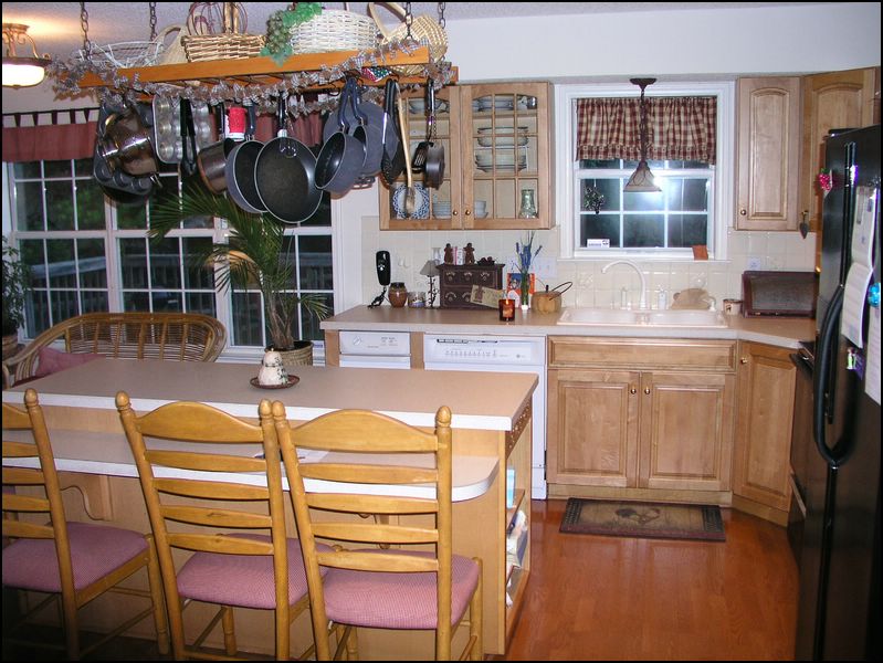 house-9828-edwards-place-11.jpg